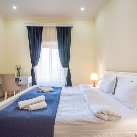 Old Town-Booking Apartment Tbilisi Exterior photo